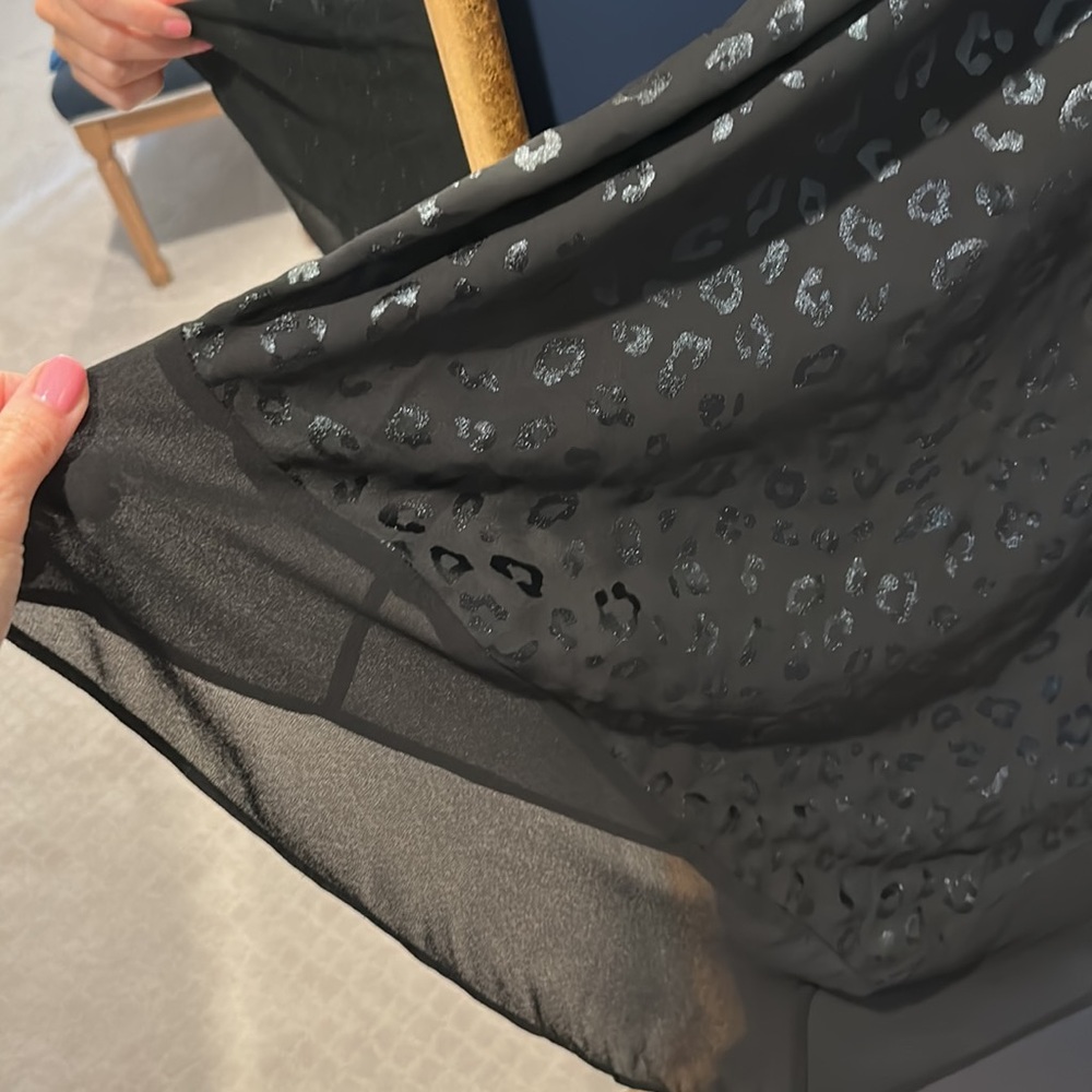 Michael Kors handkerchief hem leopard print dress! - Picture 7 of 10